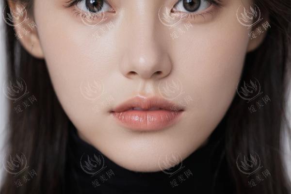 眼袋去除手术的并发症有哪些？如何预防？