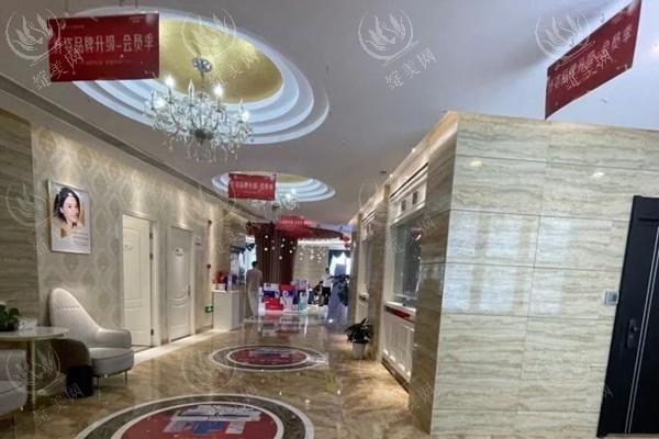 浙江宁波鄞悦纤姿医美2025收费贵吗？价目表：瘦脸针880/隆鼻5800/吸脂9900起