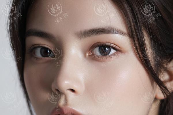 广东中山爱思特美容口腔医院好不好？价格公道技术精，医生团队超专业啦！